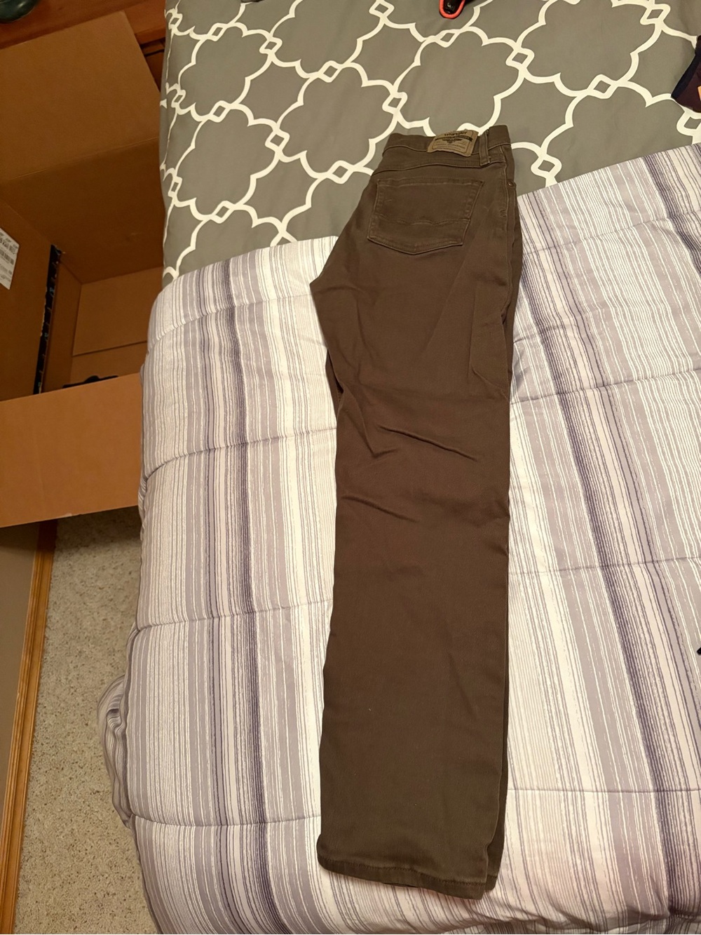 Wrangler Men's Dark Brown Slim Straight Chinos